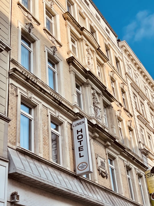 Außenansicht Hotel Lumen am Hauptbahnhof