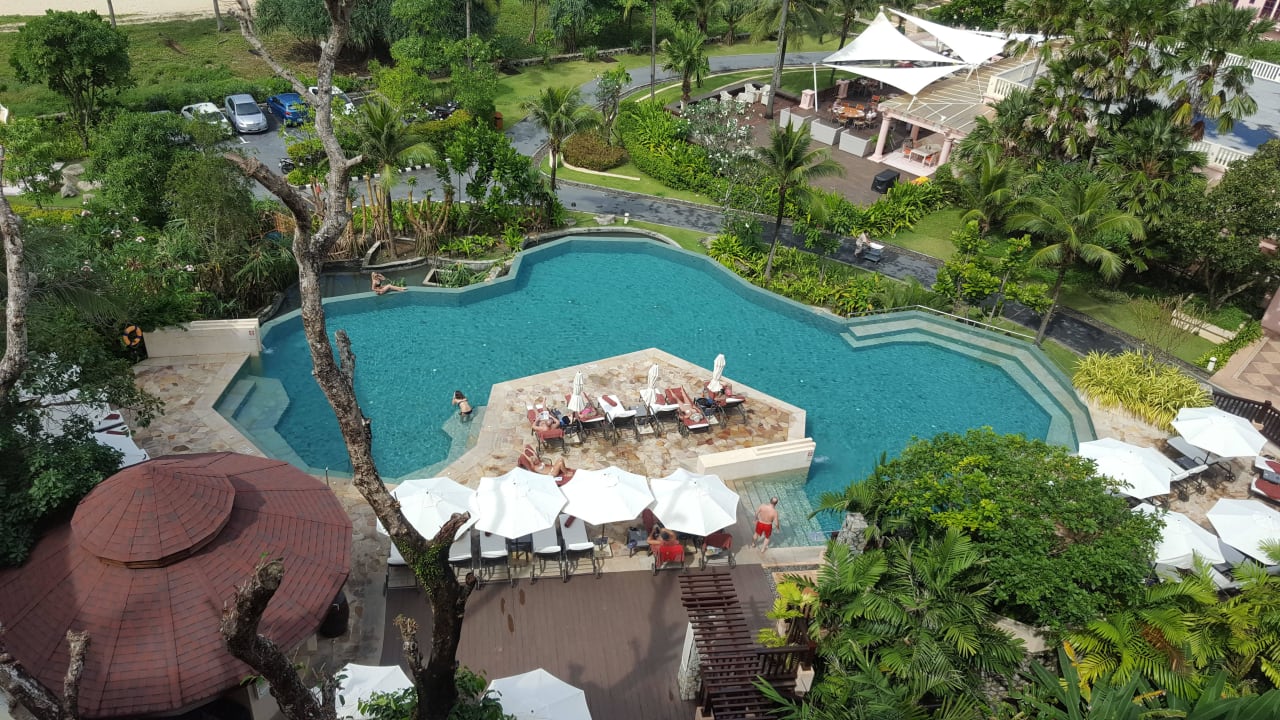 Pool ohne Kinder Centara Grand Beach Resort Phuket
