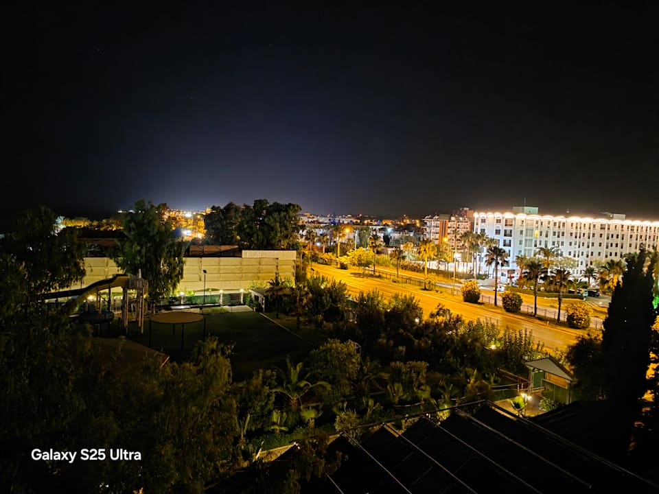 Außenansicht Club Turtas Beach Hotel