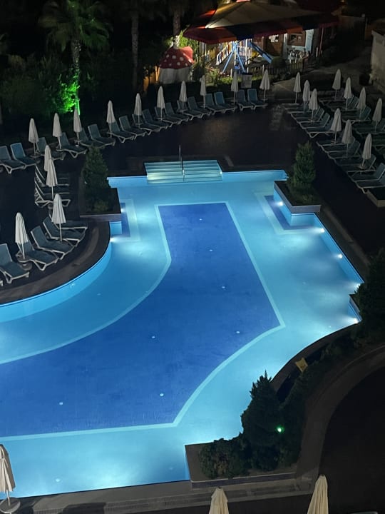 Pool Luna Blanca Resort & Spa