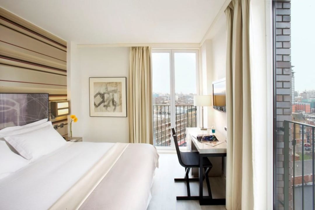 Standard Room Hotel H10 London Waterloo