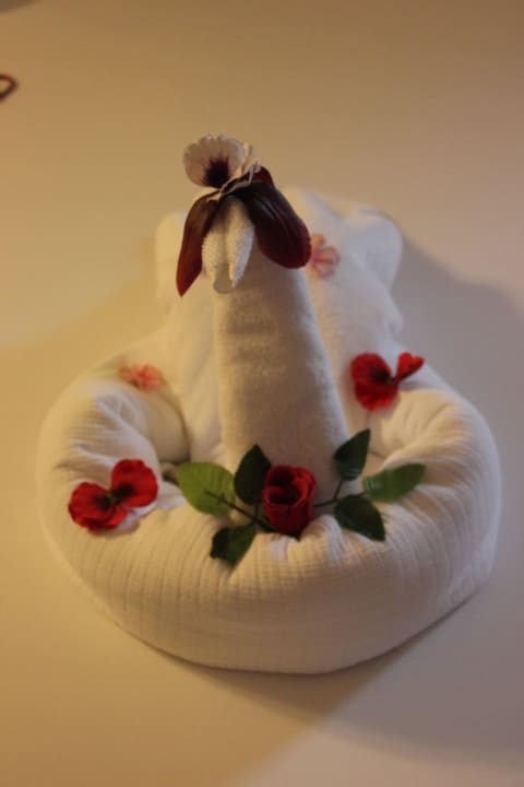 Bettendeko von der Zimmerfee Saphir Resort & Spa