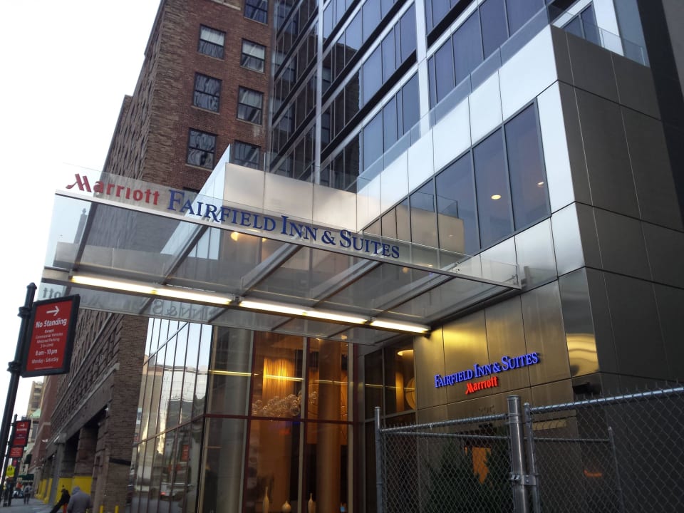 hotel fairfield inn y suites new york manhattan downtown