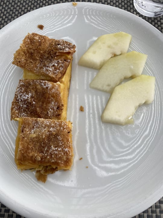 Gastro Asterias Beach Resort