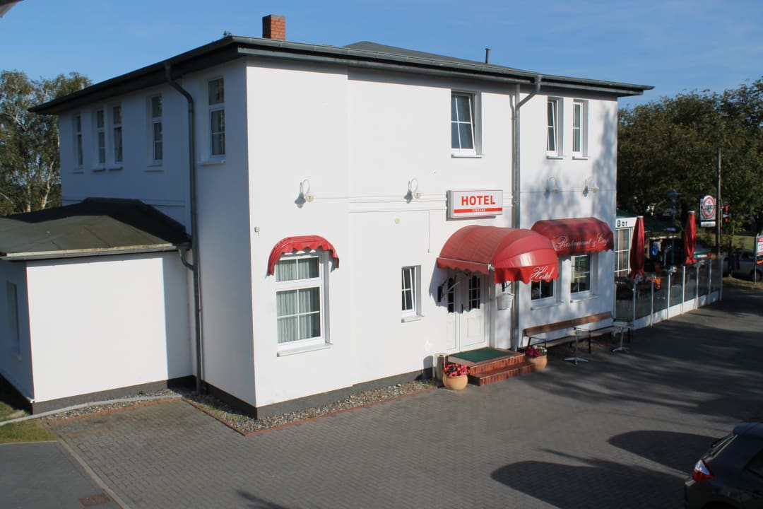 Hotel von Balkon einer Ferienwohnung Strandhotel Villa Louisa & Appartementhäuser Villa Josephine und Chris