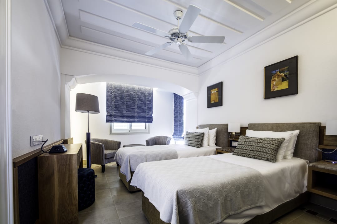 Zimmer Columbia Beach Resort