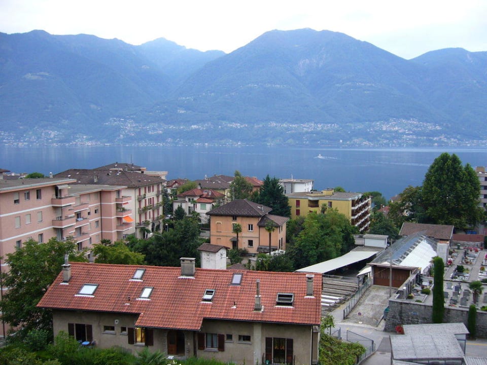 Blick vom Balkon auf den See Hotel Annita
