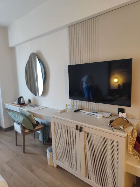 Zimmer Side Breeze Hotel