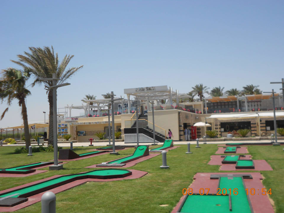 Sehr gepflegte Minigolfanlage Pickalbatros White Beach Resort - Hurghada