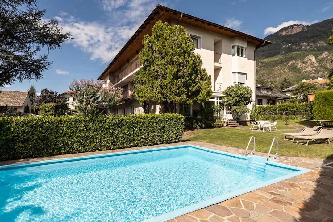 Außenansicht Weingarten - Rooms & Breakfast