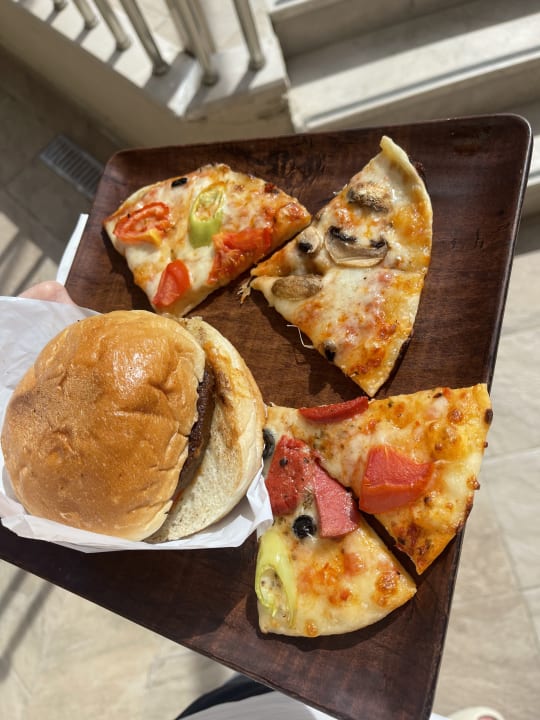 Gastro Can Garden Resort