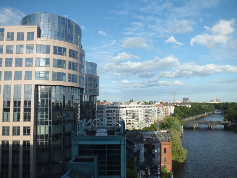 Blick aus Zimmer AMERON Berlin ABION Spreebogen Waterside