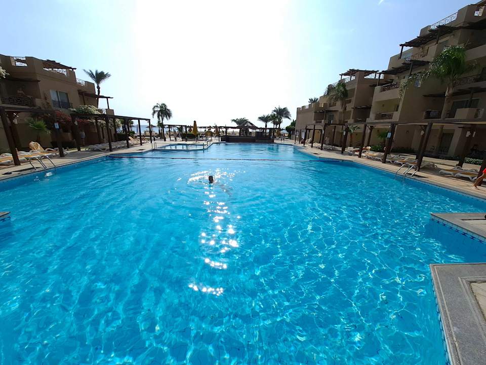 Pool Imperial Shams Abu Soma