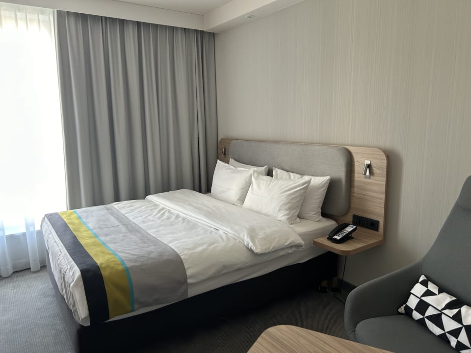 Zimmer Holiday Inn Express Düsseldorf - Hauptbahnhof by IHG