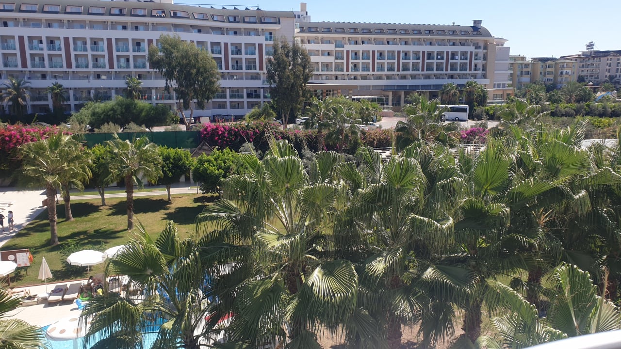 Gartenanlage Hotel Royal Garden Beach