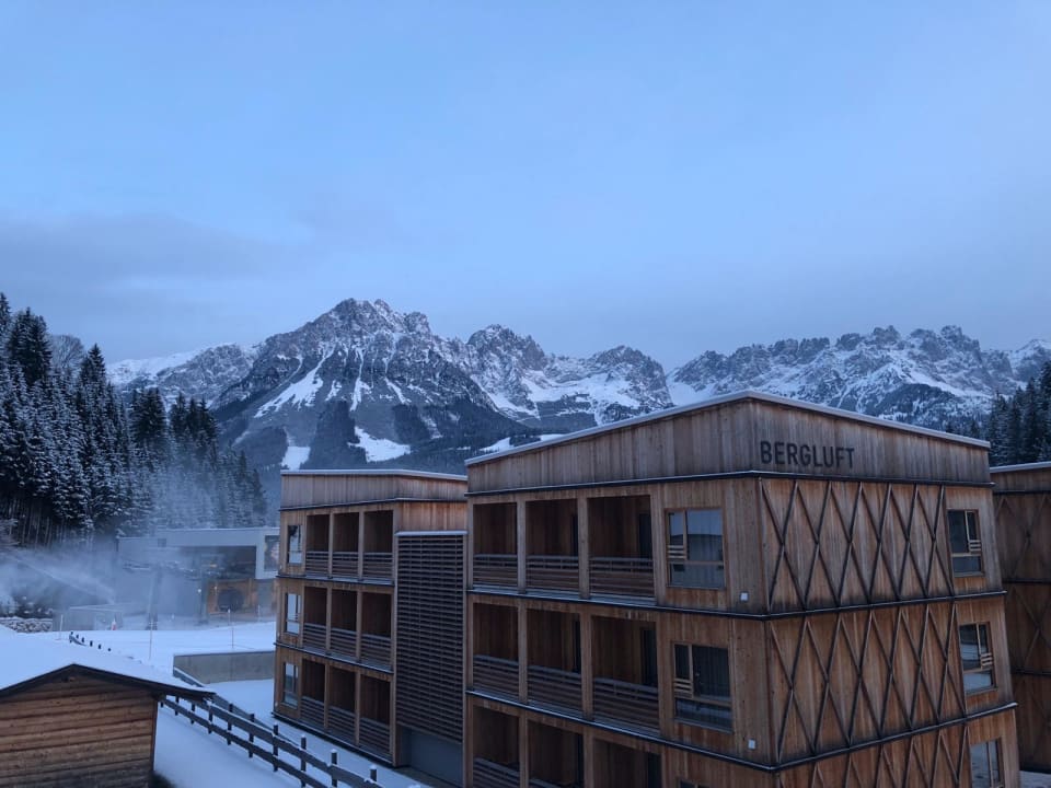 Außenansicht Tirol Lodge