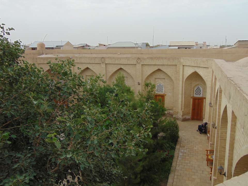 Außenansicht Madrasah Polvon-Qori Boutique