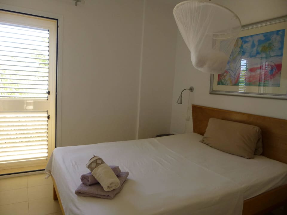 Appart. mit 3 Schlafzi. - Schlafzi. 2. Doppelbett Viv. Touristica CAN TRES