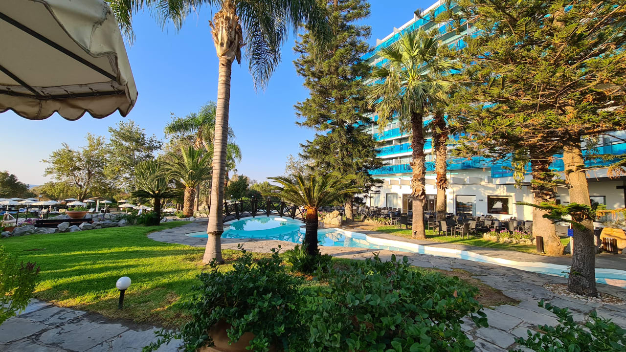 Gartenanlage Hotel Calypso Beach