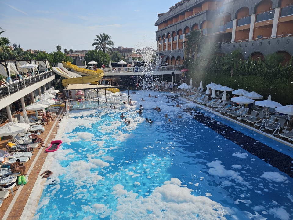 Pool Dream World Resort & Spa