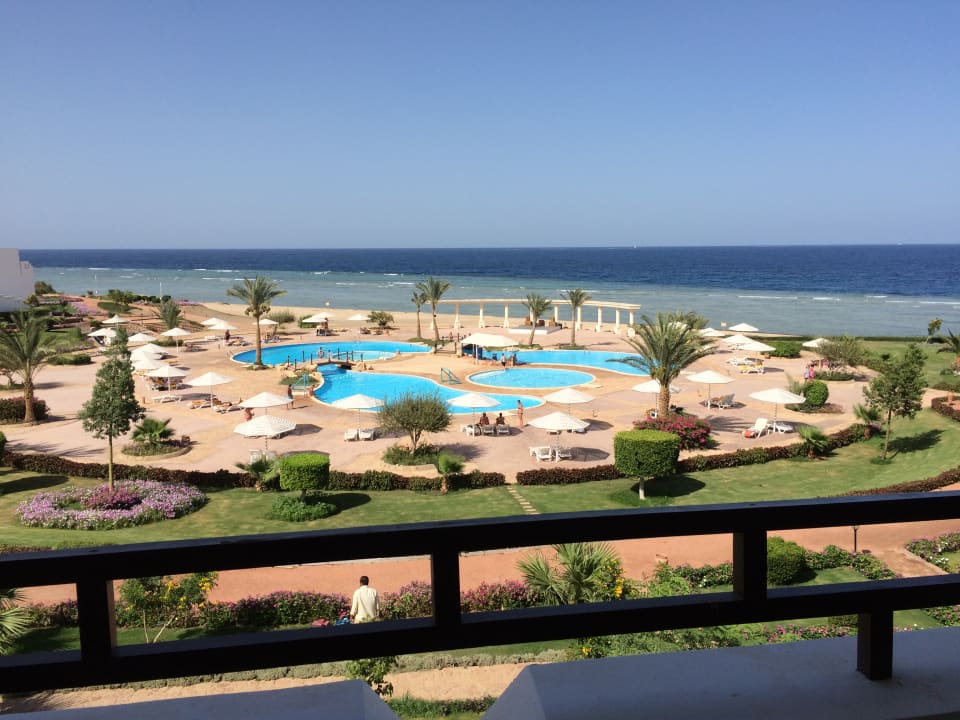 Pool Three Corners Equinox Beach Resort