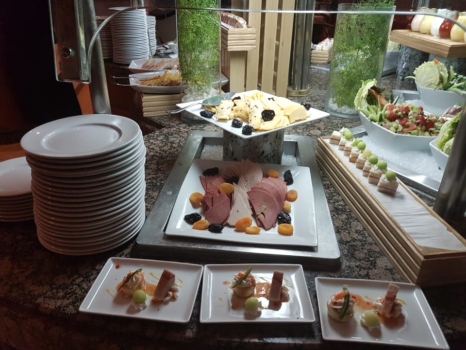 Vielfältiges und geschmacklich sehr gutes Essen  Marriott Hurghada Beach Resort