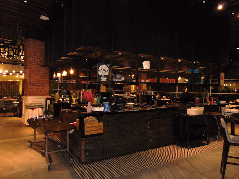 Gastro Movenpick Hotel & Convention Centre KLIA