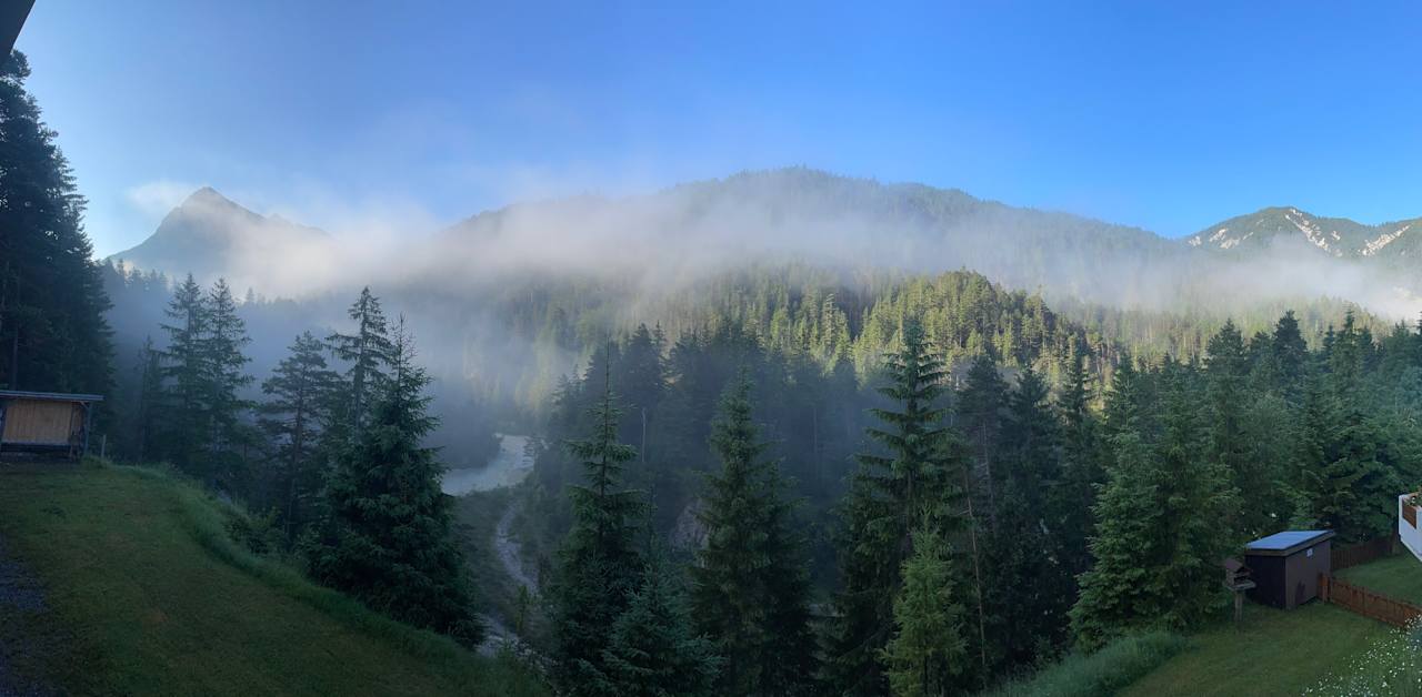 Ausblick Hotel Garni Isarlodge Wiesenhof