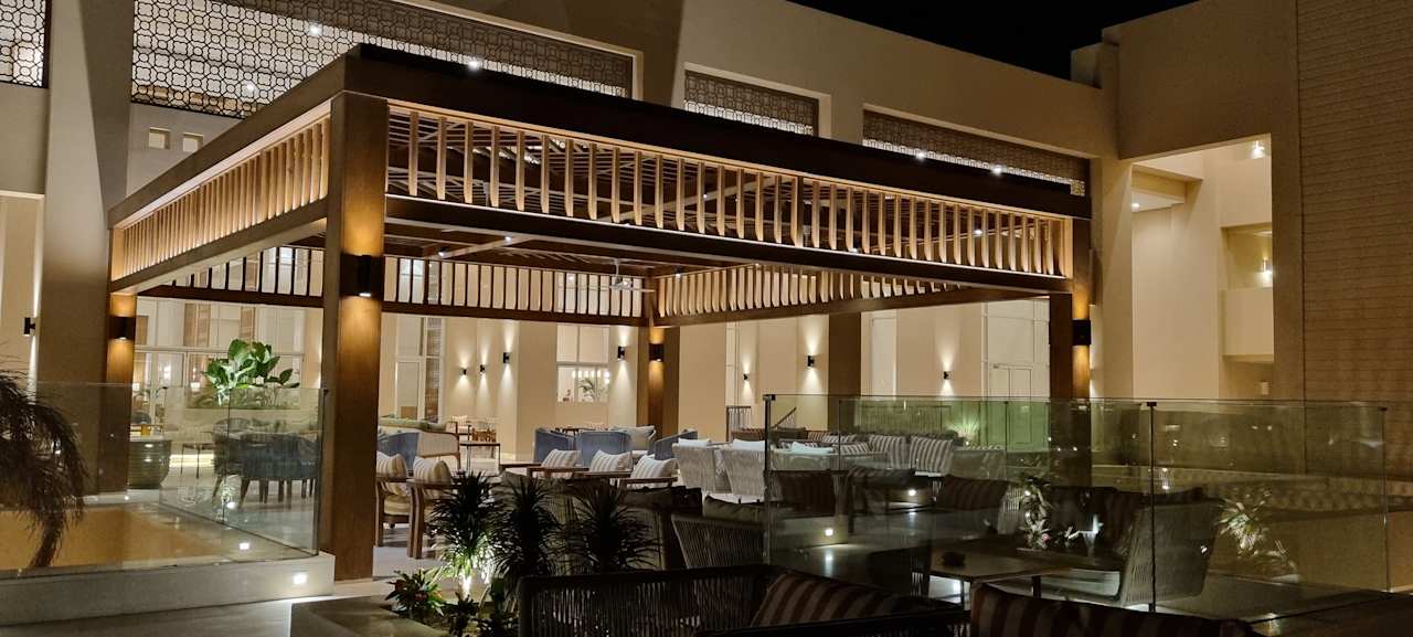 Außenansicht JAZ Elite Asteria