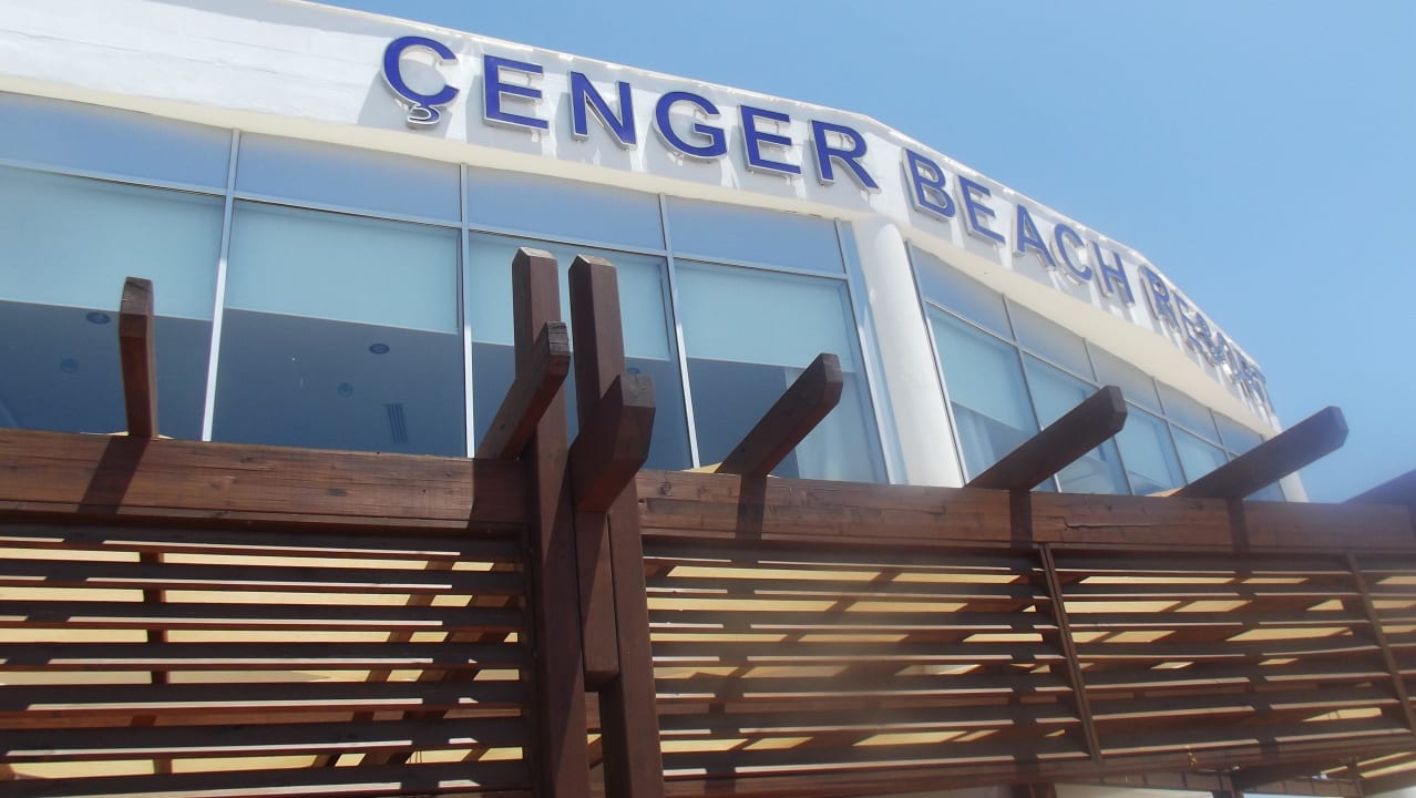 Poolanlage Cenger Beach Resort & Spa