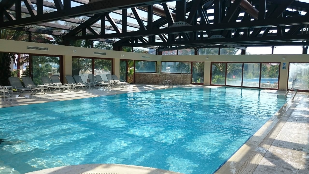 Hallenbad Club Grand Aqua