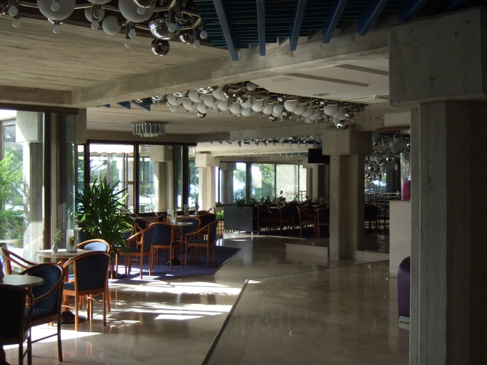 Bar innen Bluesun Hotel Soline