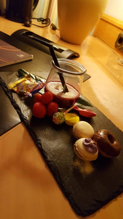 Grpße Kleinigkeit  Sheraton Essen Hotel