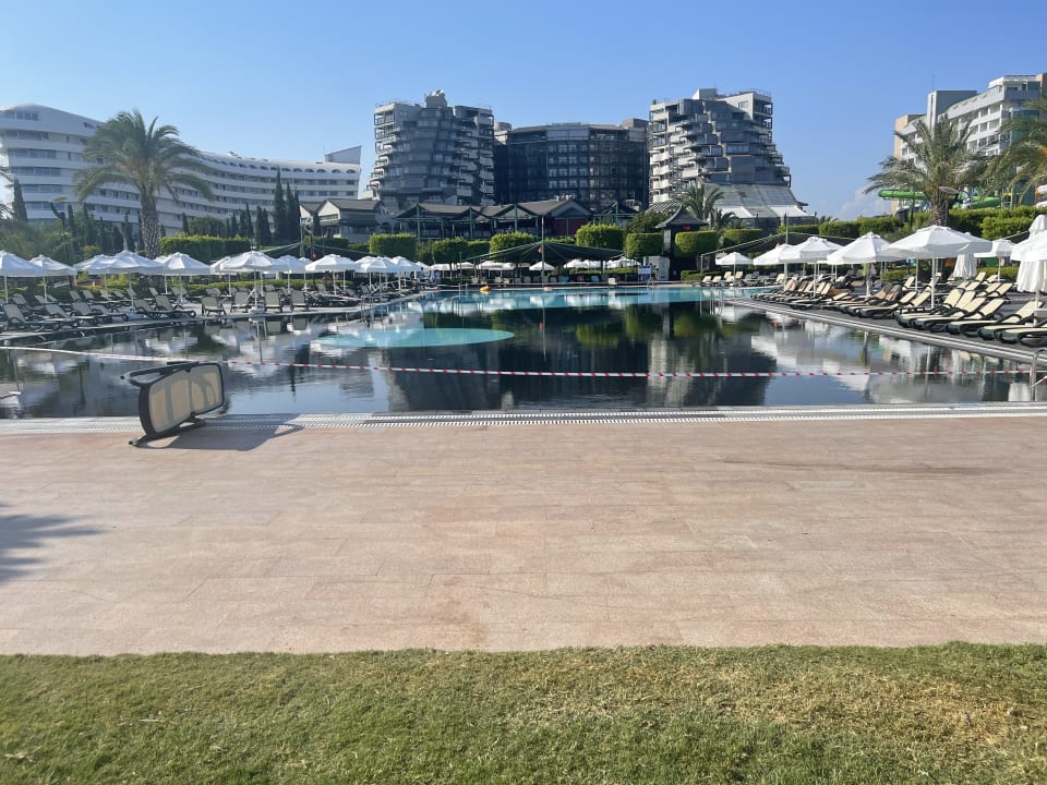 Pool Limak Lara Deluxe Hotel & Resort