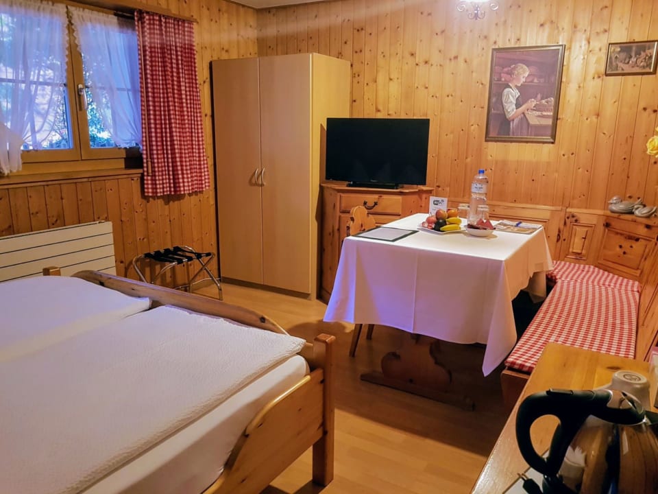 Zimmer Chalet Gafri BnB - Frühstückspension
