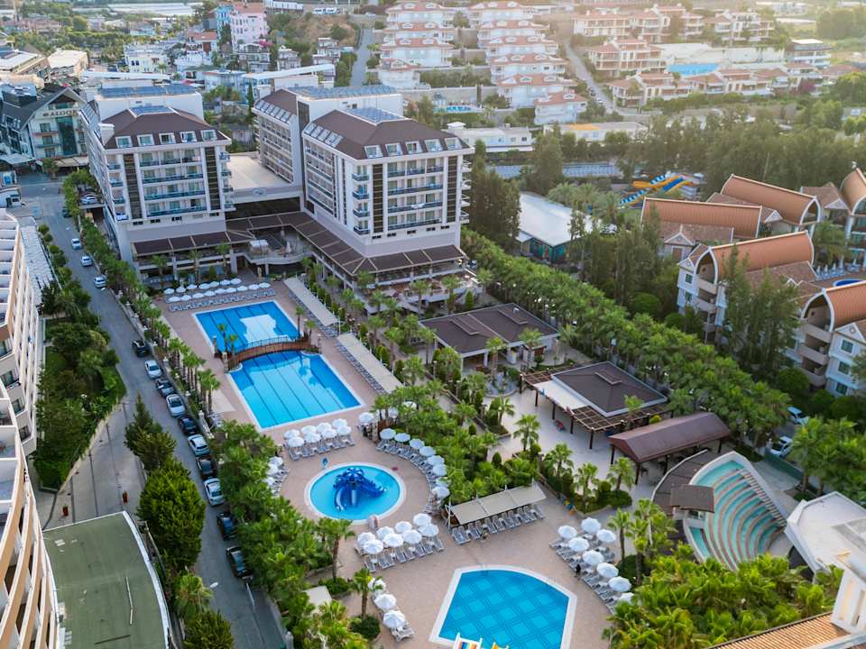 Außenansicht Dizalya Palm Garden