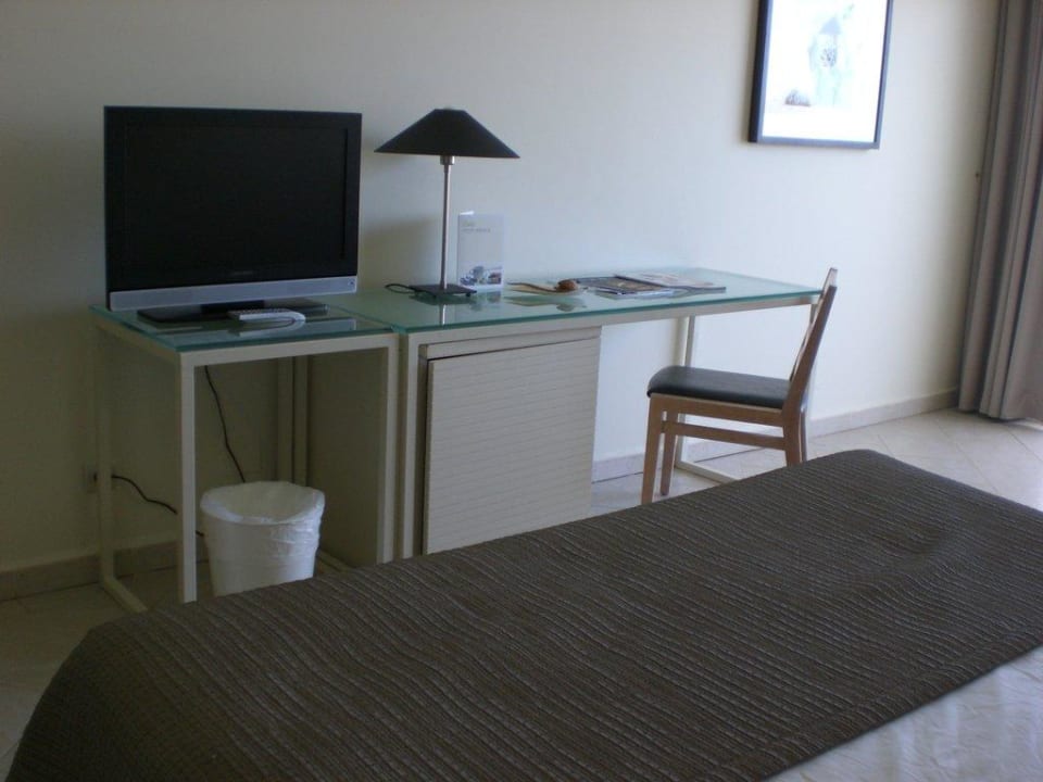 Zimmereinrichtung Doppelzimmer obere Etage mit Meerblick H10 Estepona Palace