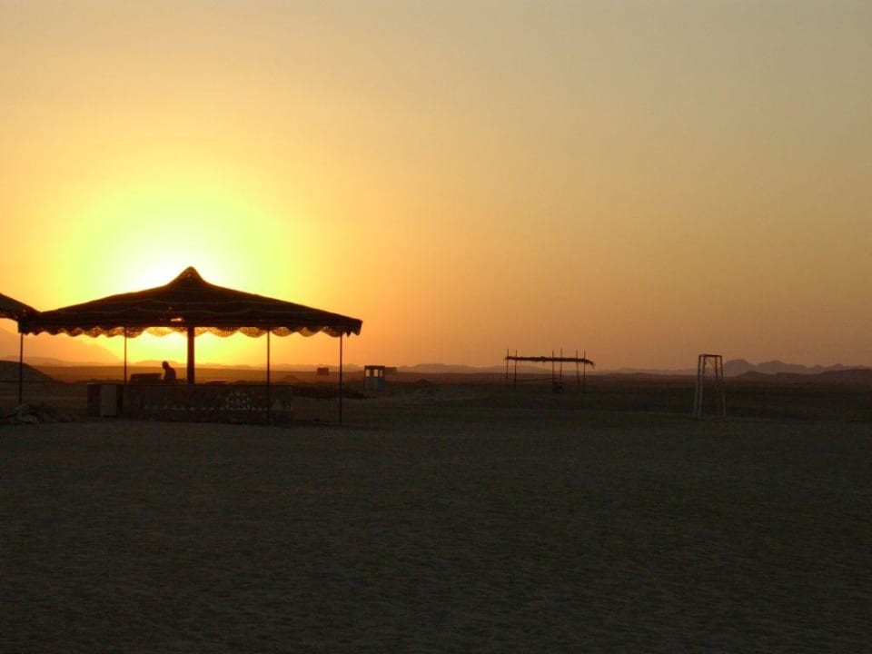 Sonnenuntergang Three Corners Sea Beach Resort