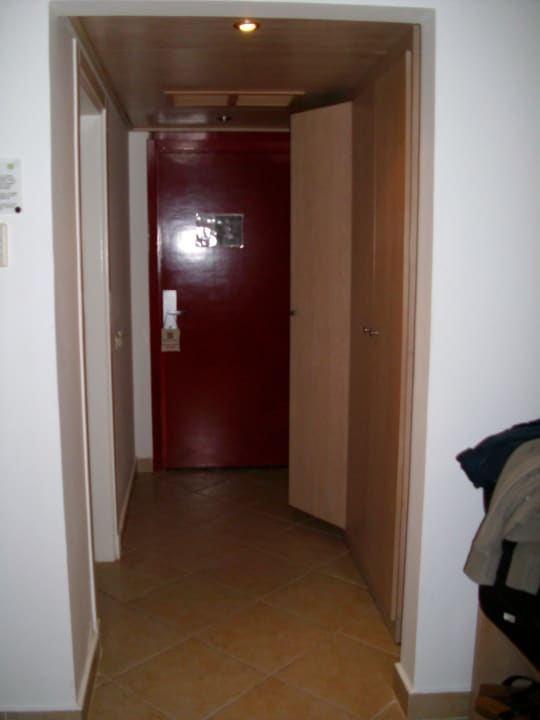 Eingang Hotel Gorgonia Beach Resort