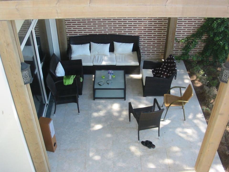 Terrasse Präsidentenvilla Papillon Ayscha