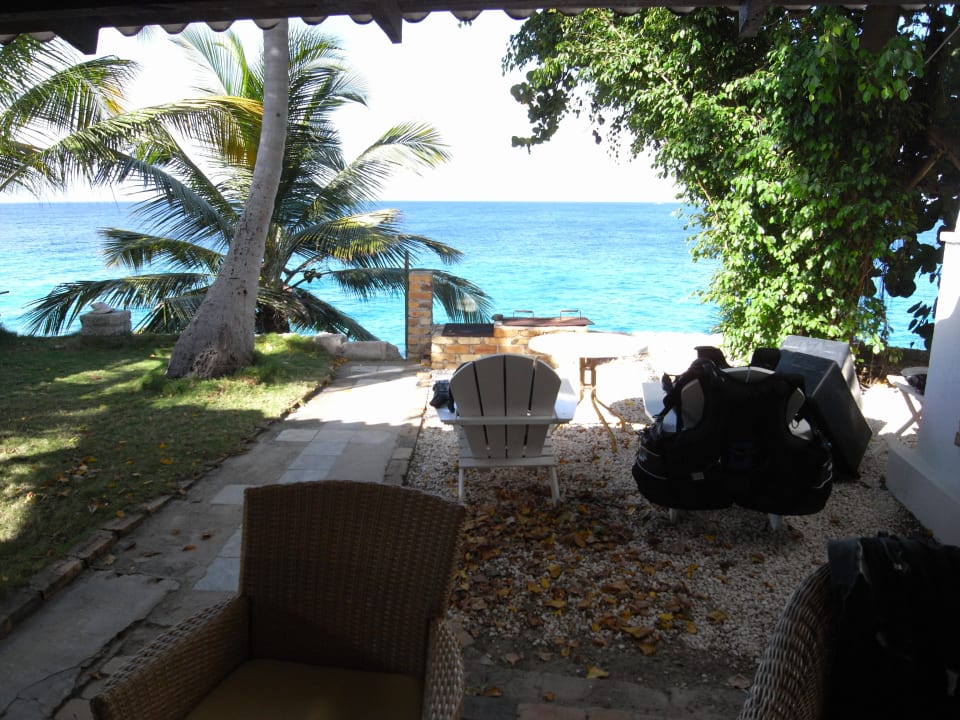 Baracuda Bungalow Sun Reef Village on Sea