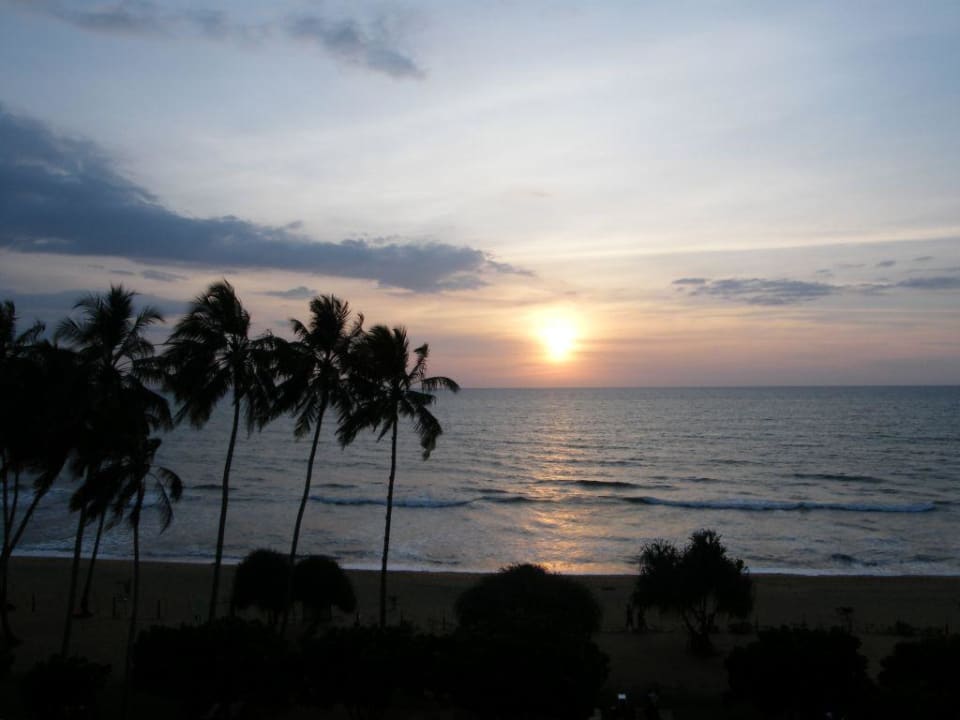 Toller Sonnenuntergang Turyaa Kalutara