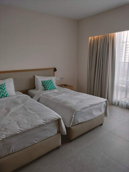 Zimmer Poseidon Beach Resort - a NEW 5-Star Experience, PREMIUM ALL INCLUSIVE, EV Station