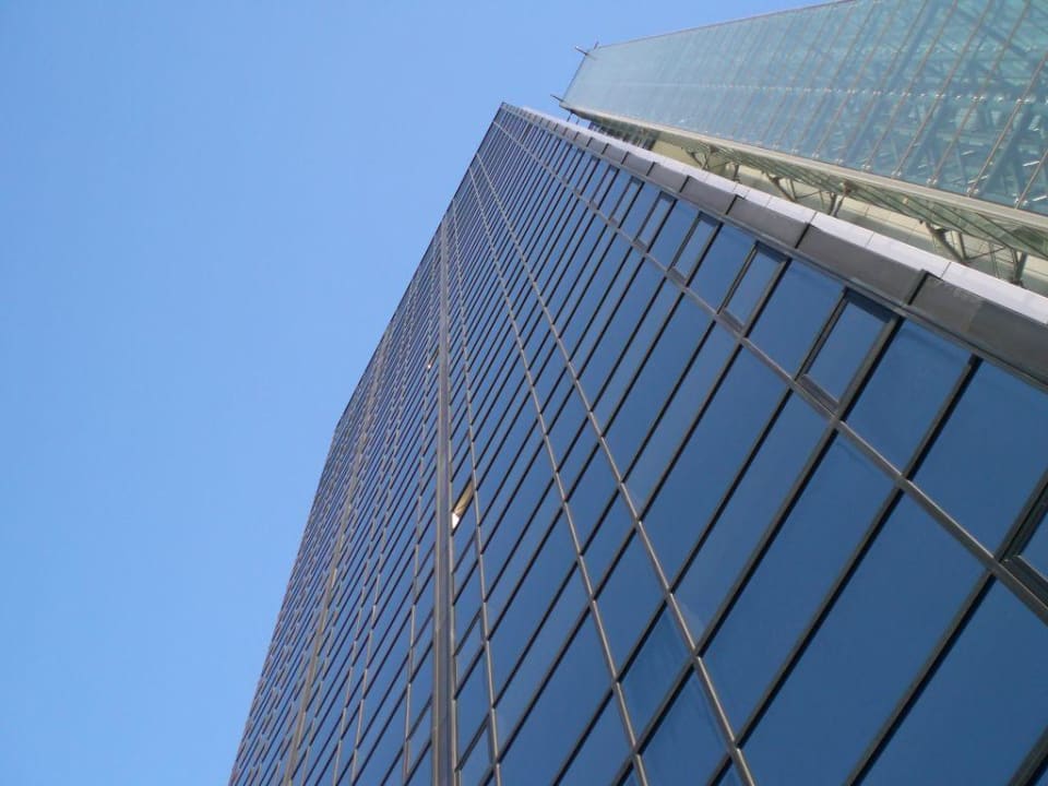 Der West-Turm von Unten Hotel Gothia Towers