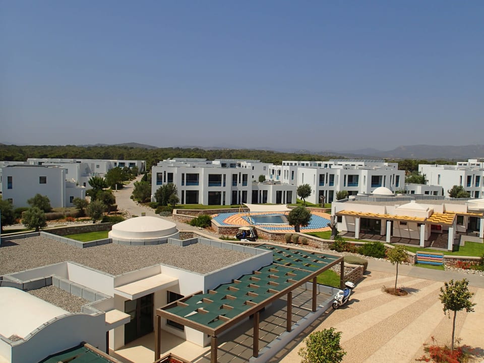 Ausblick von den Rutschen Atlantica Plimmiri