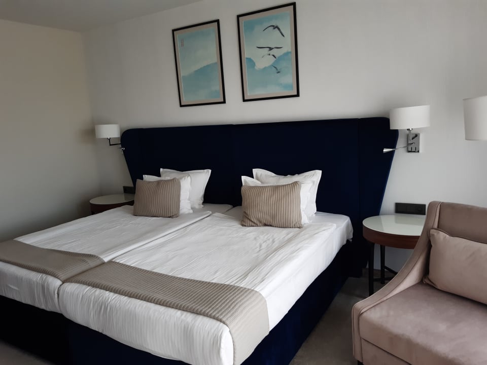 Zimmer Astor Garden Hotel