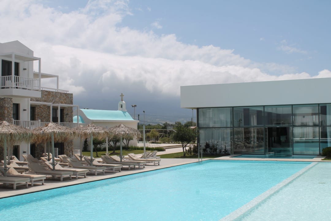 Das Hallenbad Diamond Deluxe Hotel & SPA