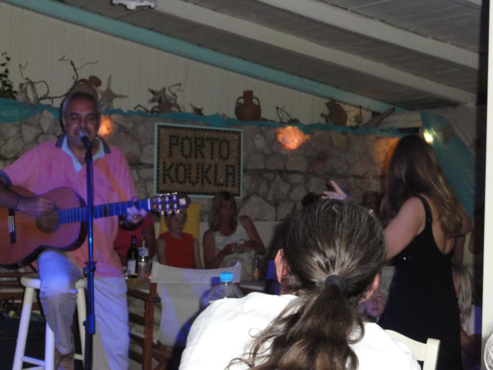 Der Chef Porto Koukla Beach