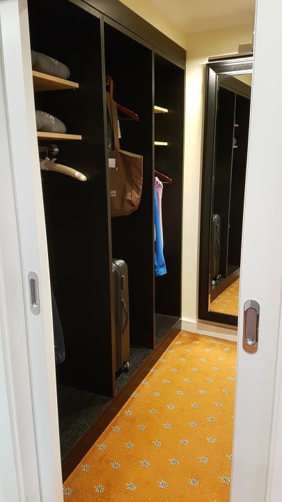 Zimmer Steigenberger Icon Grandhotel Belvédère