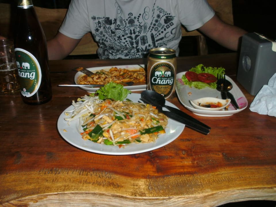 Pad Thai Home Garden Resort